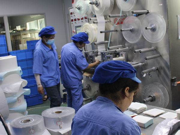 膏藥加工之筋骨貼代加工一般多少錢? 膏藥加工之筋骨貼代加工一般多少錢?